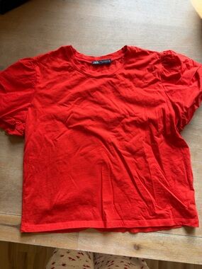 Zara Red Short Sleeve Crew Neck Tee